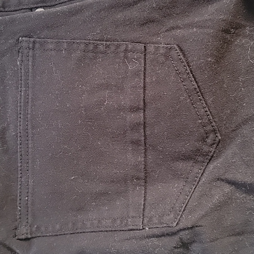 Black pants 🖤 - Picture 4 of 9